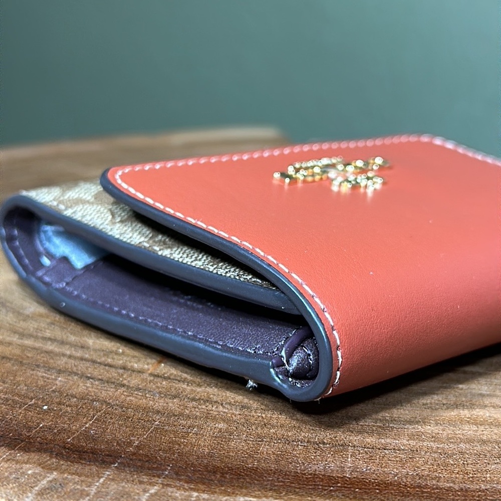 *NWT* COACH Small Trifold Wallet In Colorblock Signature Canvas - Picture 5 of 10